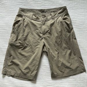 COPY - Columbia Tech Shorts sz30